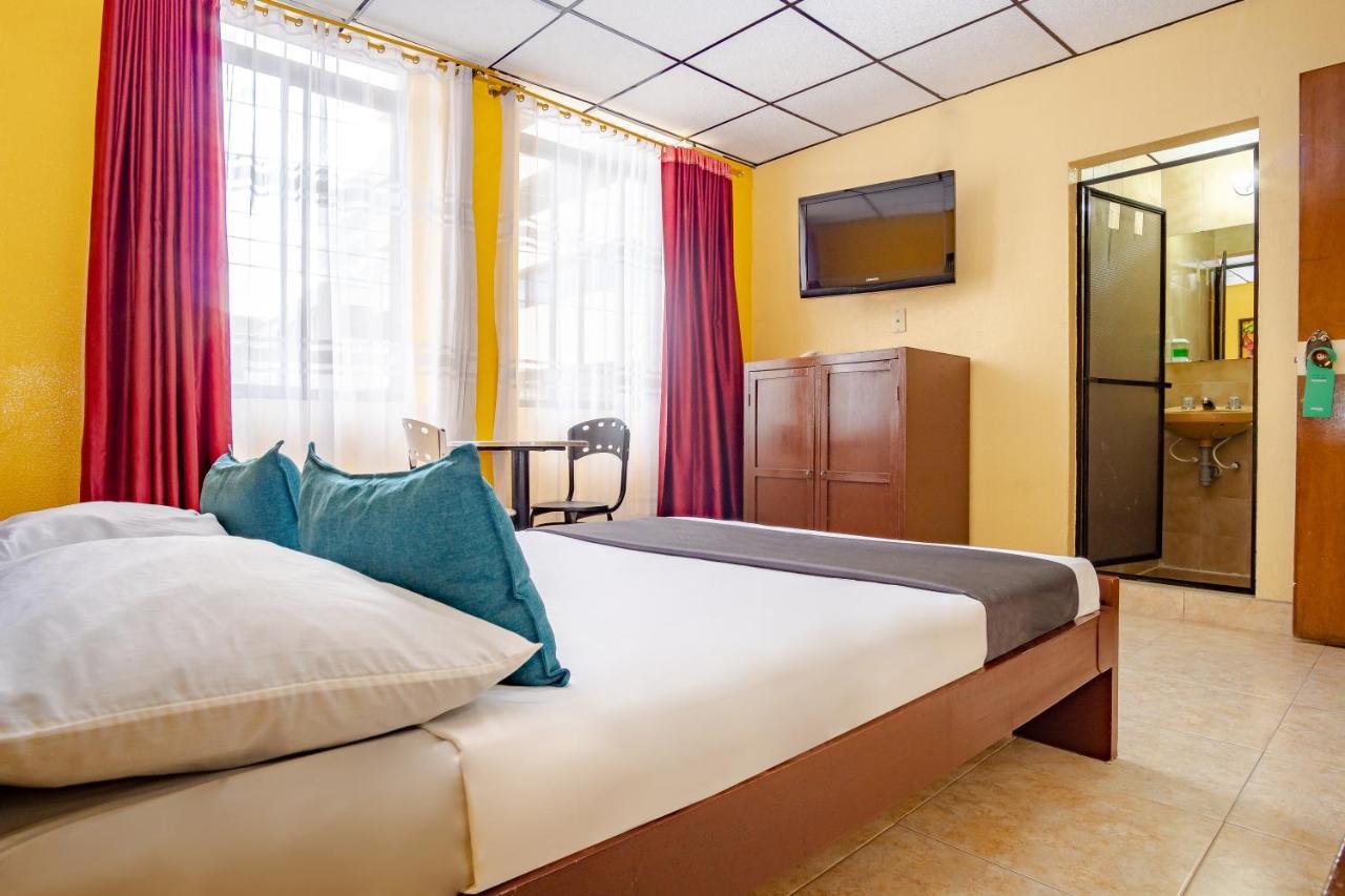 Hotel Ayenda Europa Bogotá Esterno foto