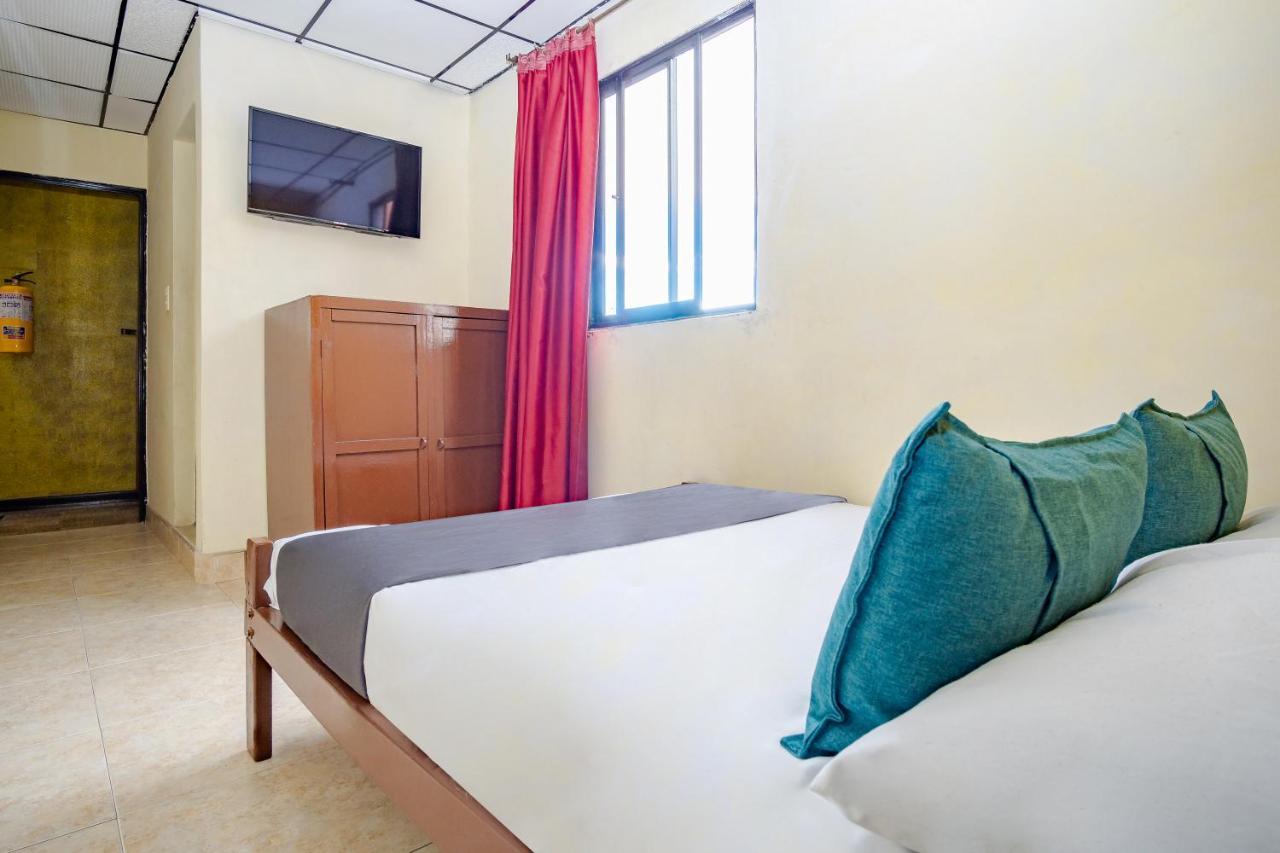 Hotel Ayenda Europa Bogotá Esterno foto