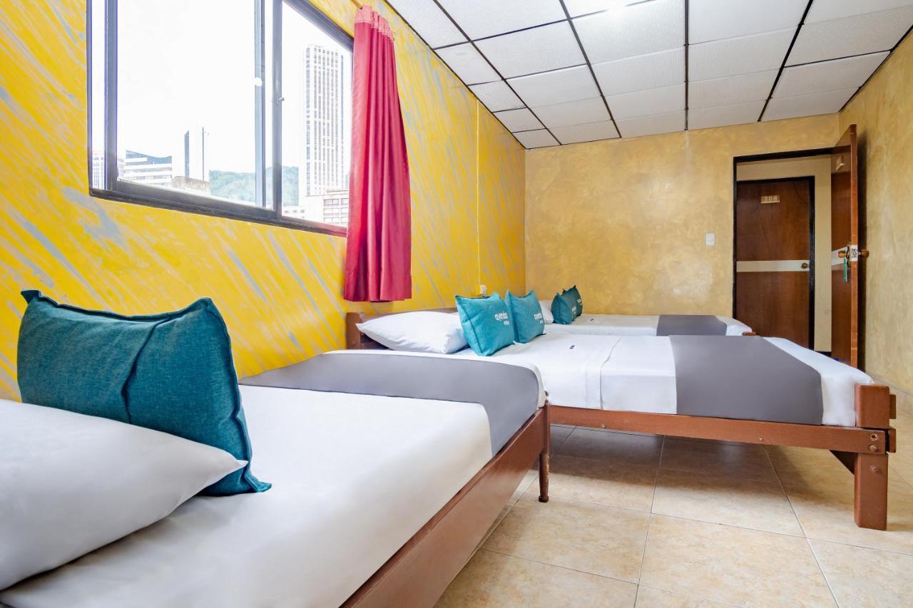 Hotel Ayenda Europa Bogotá Esterno foto